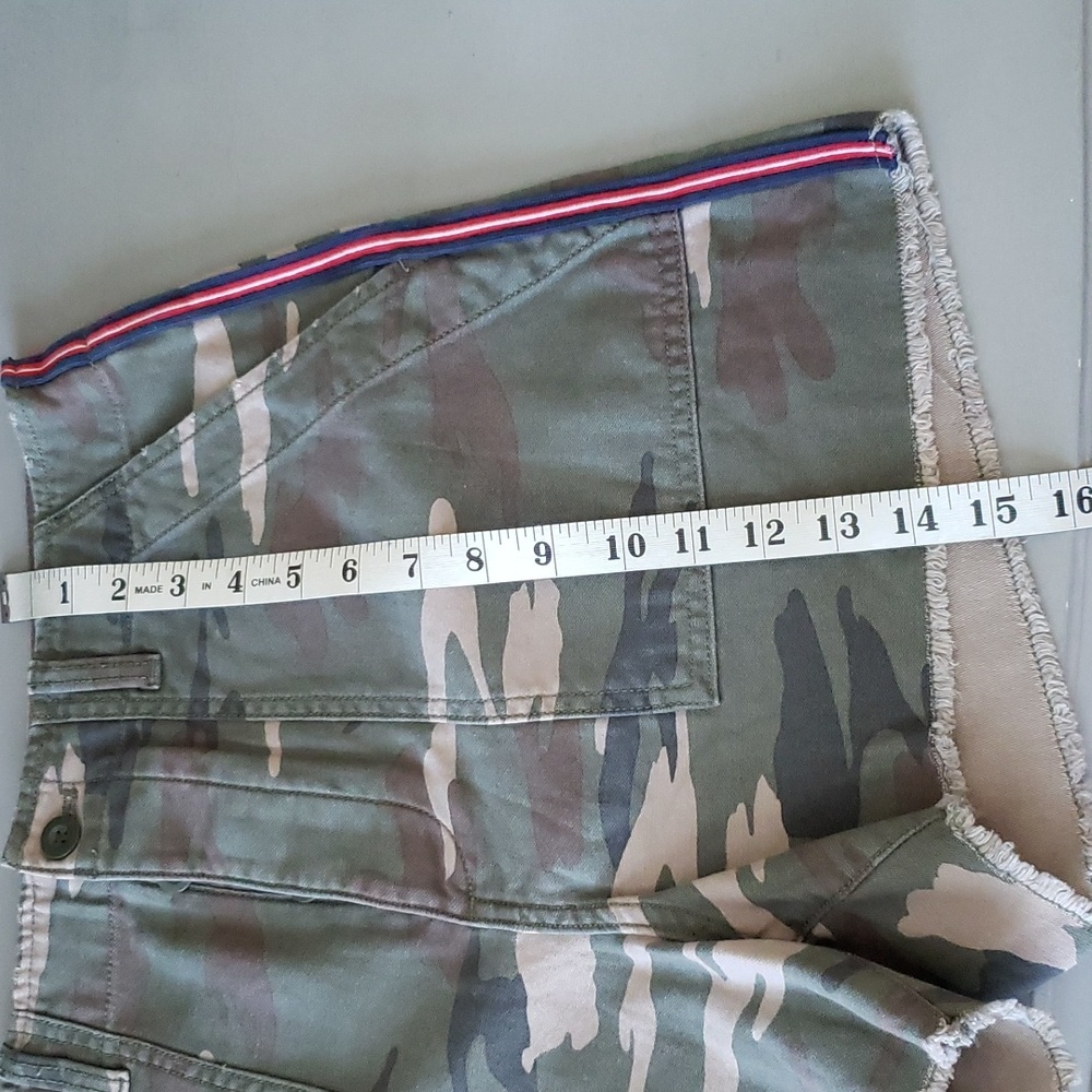 GAP button fly super high waisted camo utility shorts - Picture 6 of 10